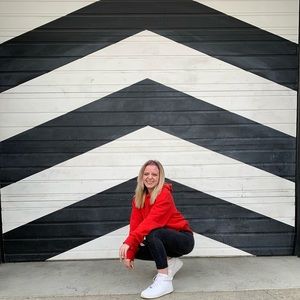 Meet your Posher, Julianna